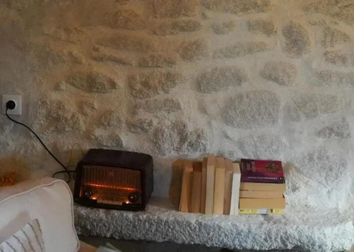 Charming Douro Valley Stone *