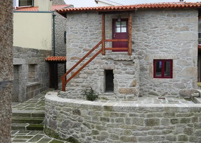 Charming Douro Valley Stone *